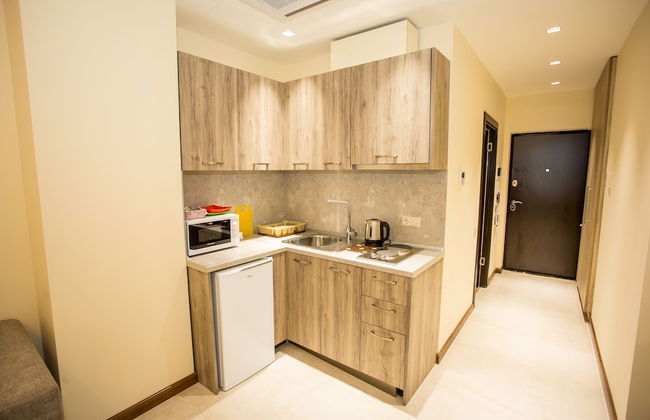 Welcome City Center Apartments - Photo 10