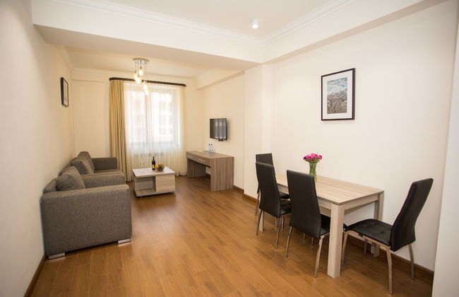 Welcome City Center Apartments - Photo 62