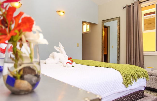 Rock Point Villas Vacations Rentals Sandy Bay, Roatan, Honduras.c.a - Photo 42