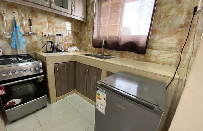 Modern Apartment in Kampala With Unlimited Wifi - Photo 16
