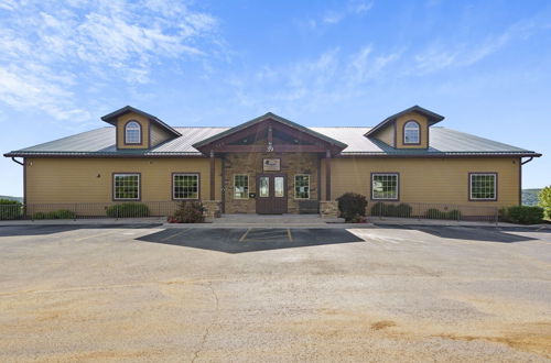 Photo 37 - Luxury Penthouse Near Silver Dollar City