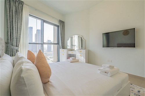 Foto 8 - Glamorous Apartment Facing Burj Khalifa