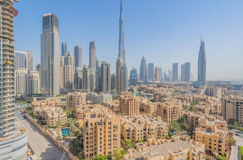 Photo 31 - Glamorous Apartment Facing Burj Khalifa