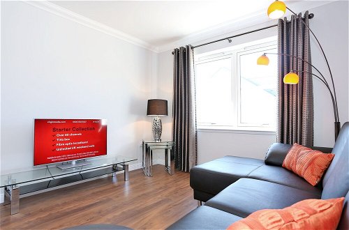 Photo 16 - Stylish two Bedroom Apartment in Inverurie, Scotland