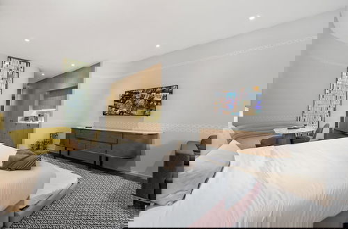 Photo 9 - Luxury Suites in Brickell