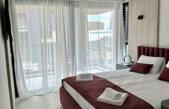 Zados Luxury Residence - Photo 12