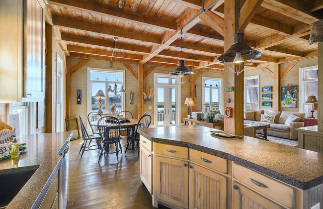 Sugar Shack 4 Bedroom Home by RedAwning - Photo 17