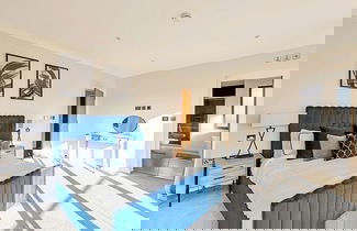 Foto 3 - Penthouse Apartment In Brentford