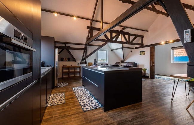 Charming Harbour Home at Historic Handelskade - Foto 17