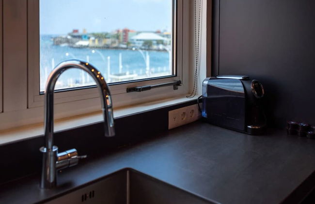 Charming Harbour Home at Historic Handelskade - Foto 18