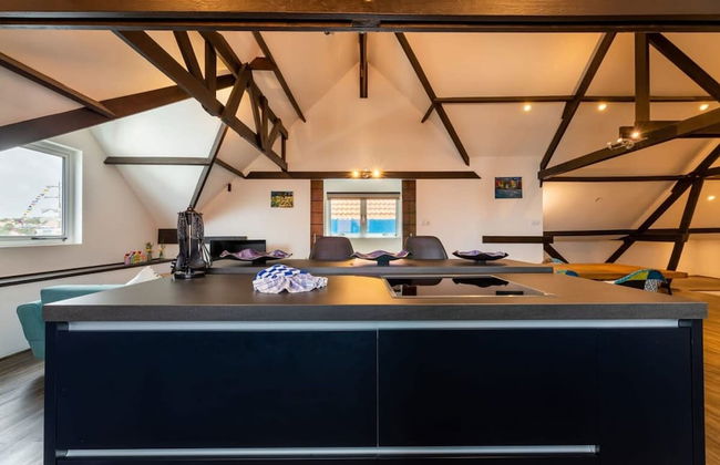 Charming Harbour Home at Historic Handelskade - Foto 21