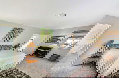 Photo 7 - Mango House Immaculate 3 BDR in Boynton Beach!