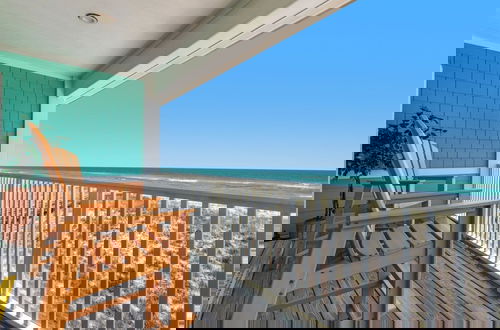 Foto 31 - Sea Side 4 Bedroom Townhouse by RedAwning