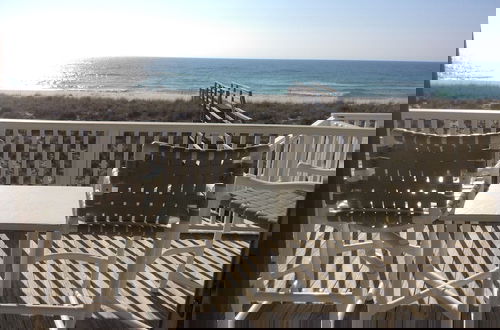 Foto 30 - Sea Side 4 Bedroom Townhouse by RedAwning