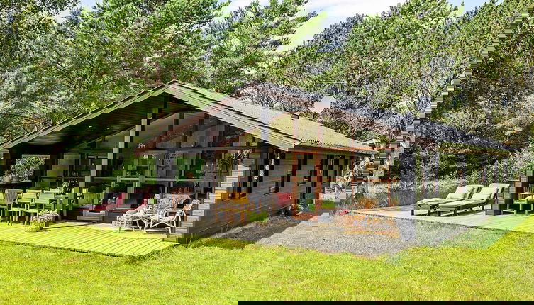 Foto 1 - 6 Person Holiday Home in Jerup-by Traum