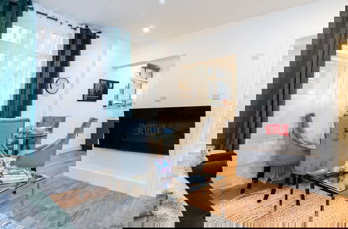Foto 22 - Stylish Block Of Apartments By AV Stays Croydon