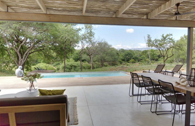 Discover the Attraction of Villa Umoja - Foto 5