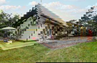 Foto 1 - Beautiful House With Garden by Renters