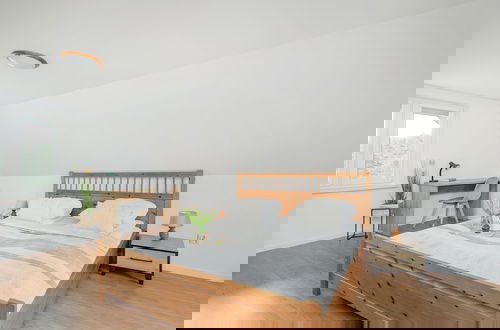 Foto 6 - Beautiful House With Garden by Renters