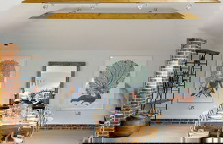 Foto 3 - Impressive Country Estate Sleeps 17