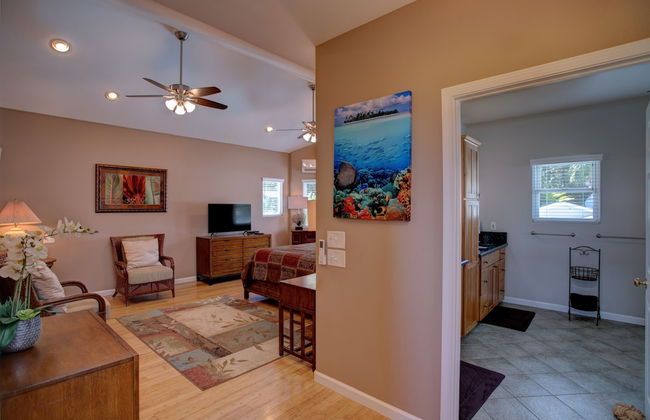 Grand Melemele 3 Bedroom Home by RedAwning - Photo 16