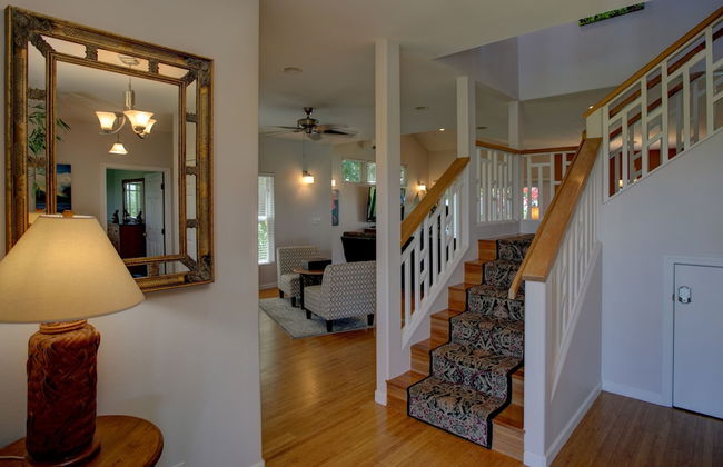 Grand Melemele 3 Bedroom Home by RedAwning - Photo 29
