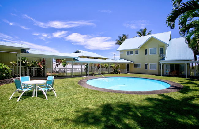 Grand Melemele 3 Bedroom Home by RedAwning - Photo 24