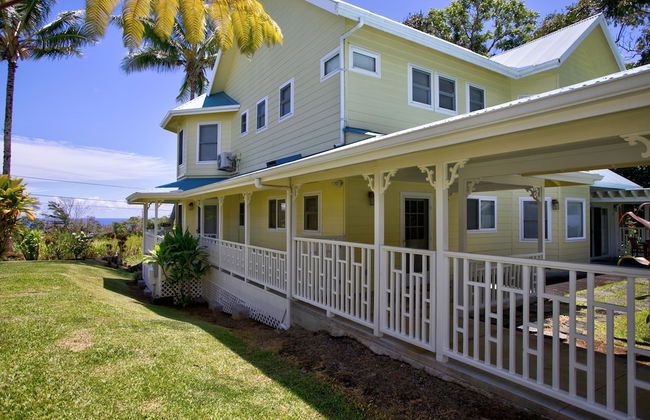 Grand Melemele 3 Bedroom Home by RedAwning - Photo 39