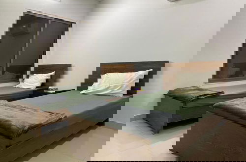 Photo 5 - Faizi Apartments