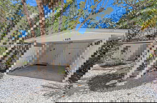 Foto 42 - Siesta Key Sanctuary 3 Bedroom Home by RedAwning