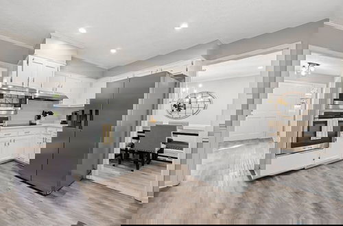 Foto 7 - Beautiful Newly-renovated Home in Indian Hills