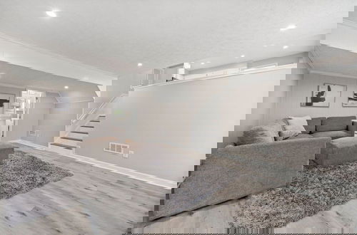 Foto 12 - Beautiful Newly-renovated Home in Indian Hills