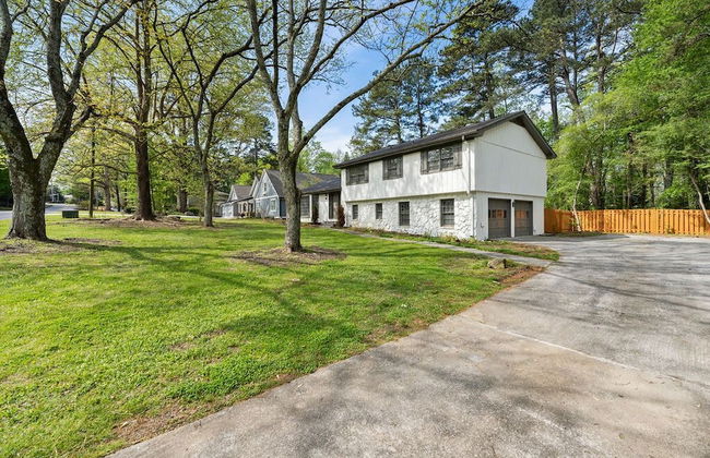 Beautiful Newly-renovated Home in Indian Hills - Photo 25