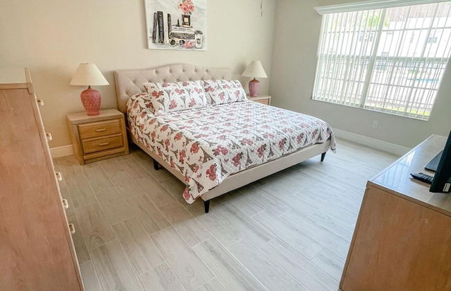 Grand Premier 3BD Condo Apartment Near Disney Parks 6 - Foto 12