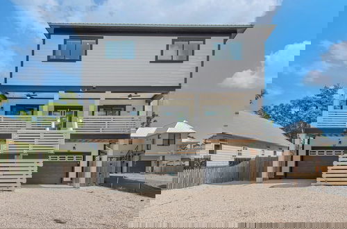 Foto 50 - Private Saltwater Pool in Seagrove, Garage Parking, Sleeps 13