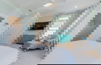 Foto 2 - Pet Friendly Seacrest Beach Home With Room for 14