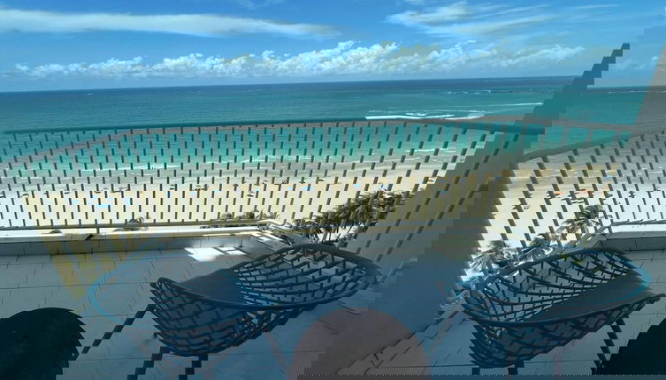 Photo 1 - Gorgeous Ocean View 1br With Beach Access & Pool