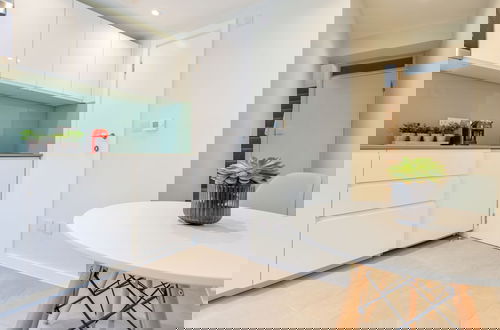 Foto 6 - Split Level Studio at West Hampstead