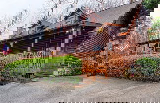 Foto 1 - Er312- Bear Mountain Memories- Great Location- Close To Town 6 Bedroom Cabin by RedAwning
