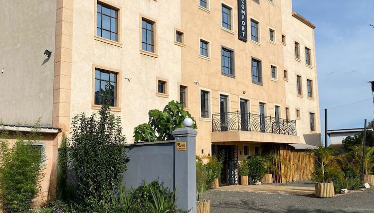 Foto 1 - Comfort E Suites