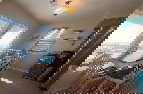 Foto 49 - Superb Home With Private Walkover Unobstructed Views