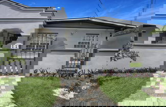 Photo 1 - Pool and Jacuzzi Vacation Home