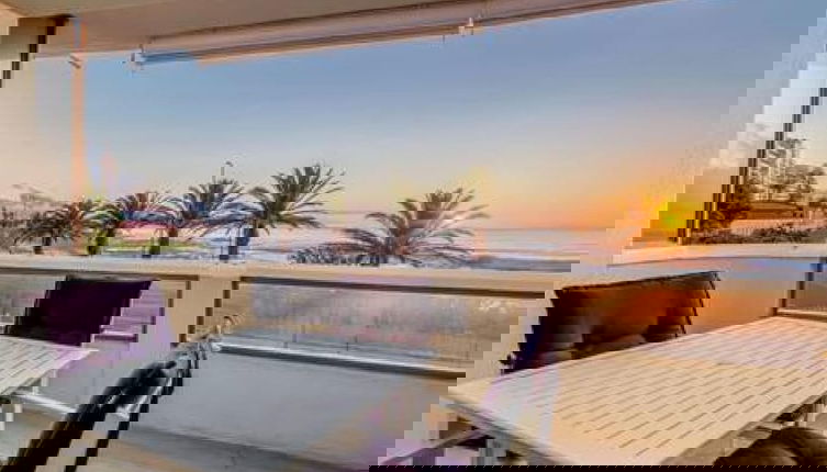 Foto 1 - Beautiful Lock up go w Ocean Views Sundowner Views