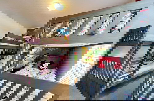 Foto 2 - 3 Bed Pool Home With Video Arcade Games 3 Bedroom Home by RedAwning