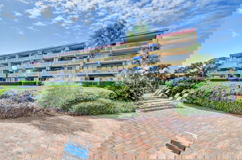 Photo 47 - Ocean View Condo, Easy Acces to the Pool and Private Walkway to the Beach by RedAwning