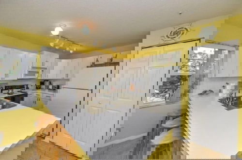 Foto 6 - Gulf Breeze B 2 Bedroom Condo by RedAwning