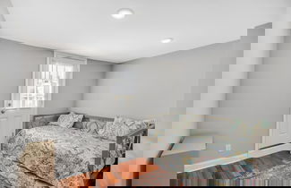 Foto 3 - Enjoy Your Stay In This Amazing Location In Philadelphia! 4 Bedroom Home by RedAwning
