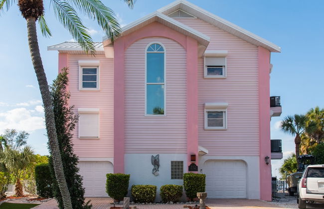 232 South Harbor Upstairs 3 Bedroom Apts by RedAwning - Foto 1