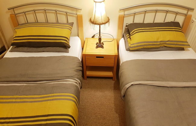 Cozy Coastal Apartment in Historic Port Glasgow - Foto 8