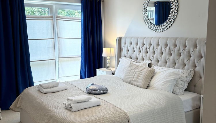 Photo 1 - Captivating 2-bed Apartment in London
